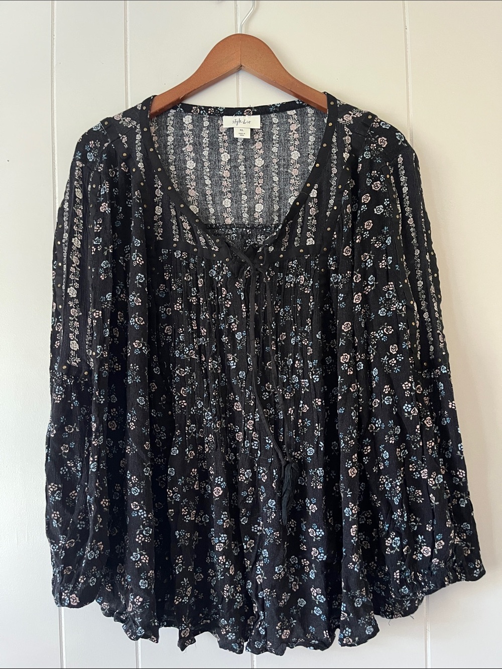 See By Chloe Black Floral Tie-Front Peasant Blouse